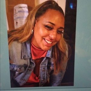 Meet your Posher, Ivette